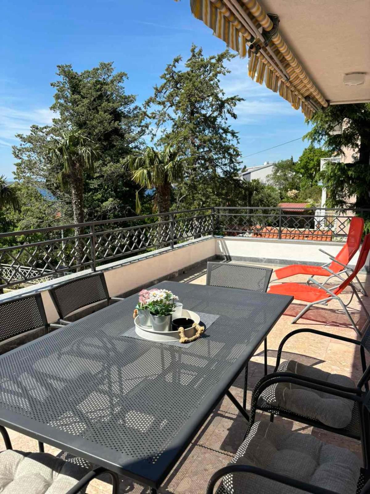 Helen Apartments Crikvenica Ngoại thất bức ảnh